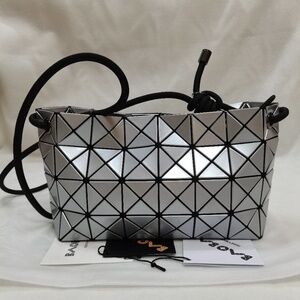 Bao Bao Loop Shoulder Bag Silver